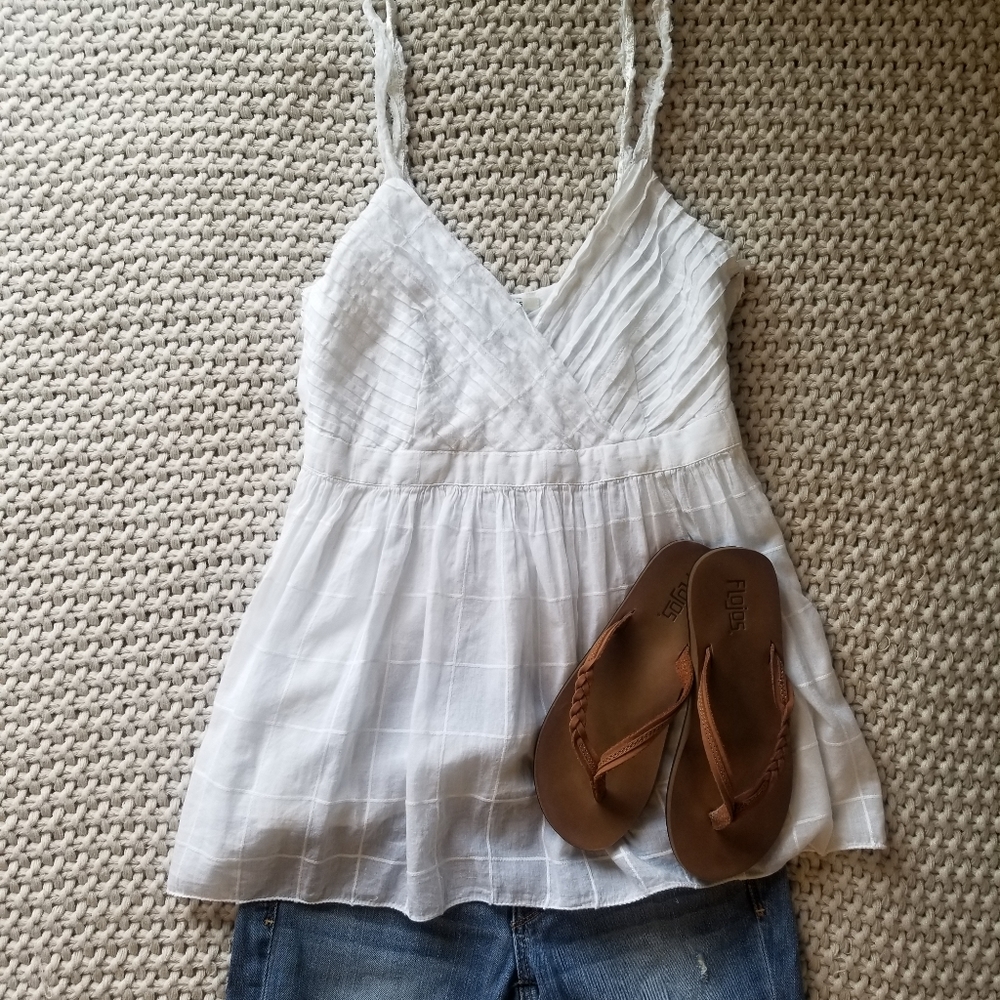 Flowers brand top